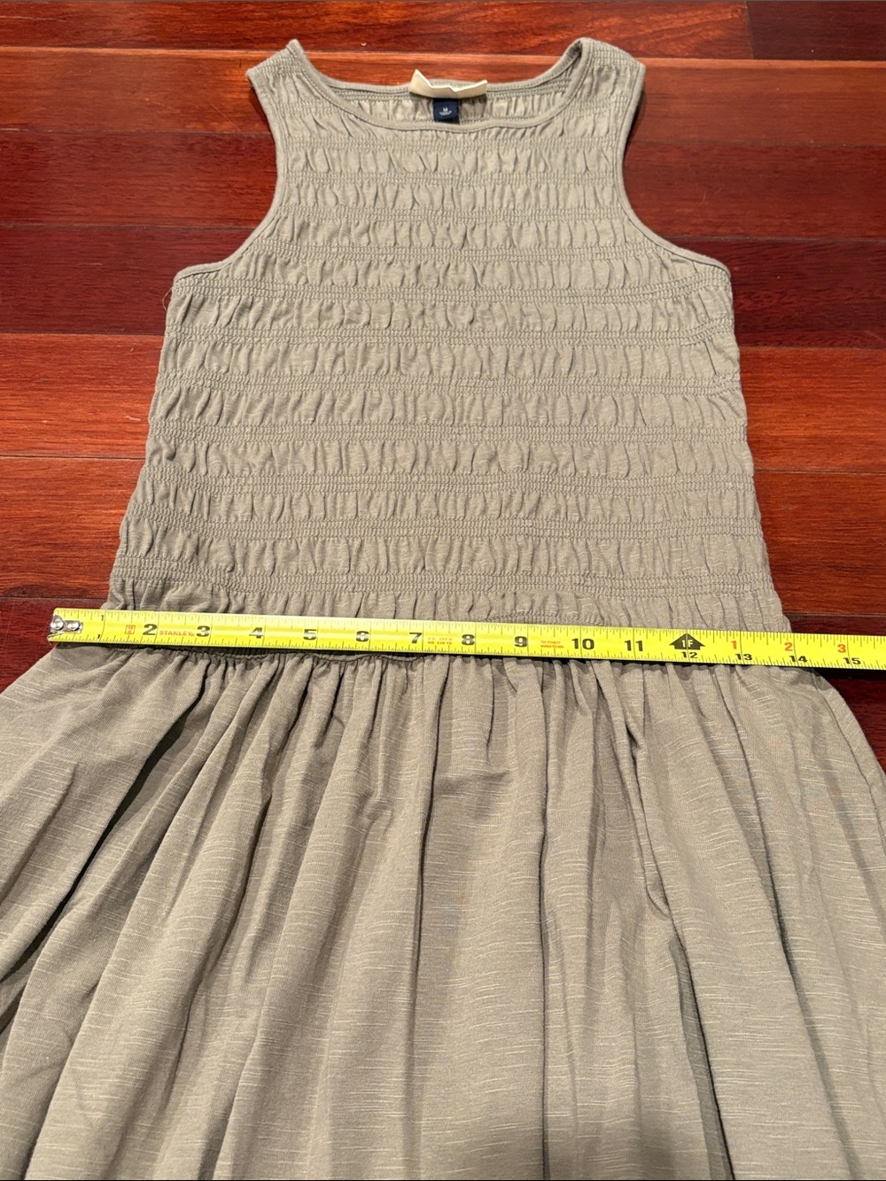 Universal Thread Size Medium Sleeveless Smocked Waist Olive Green Maxi Dress - Picture 7 of 9